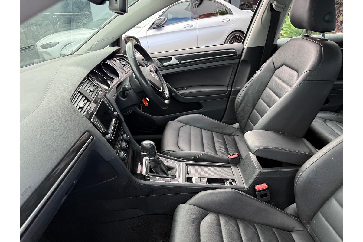 2015 Volkswagen Golf 103TSI Highline 7