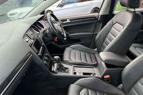 2015 Volkswagen Golf 103TSI Highline 7