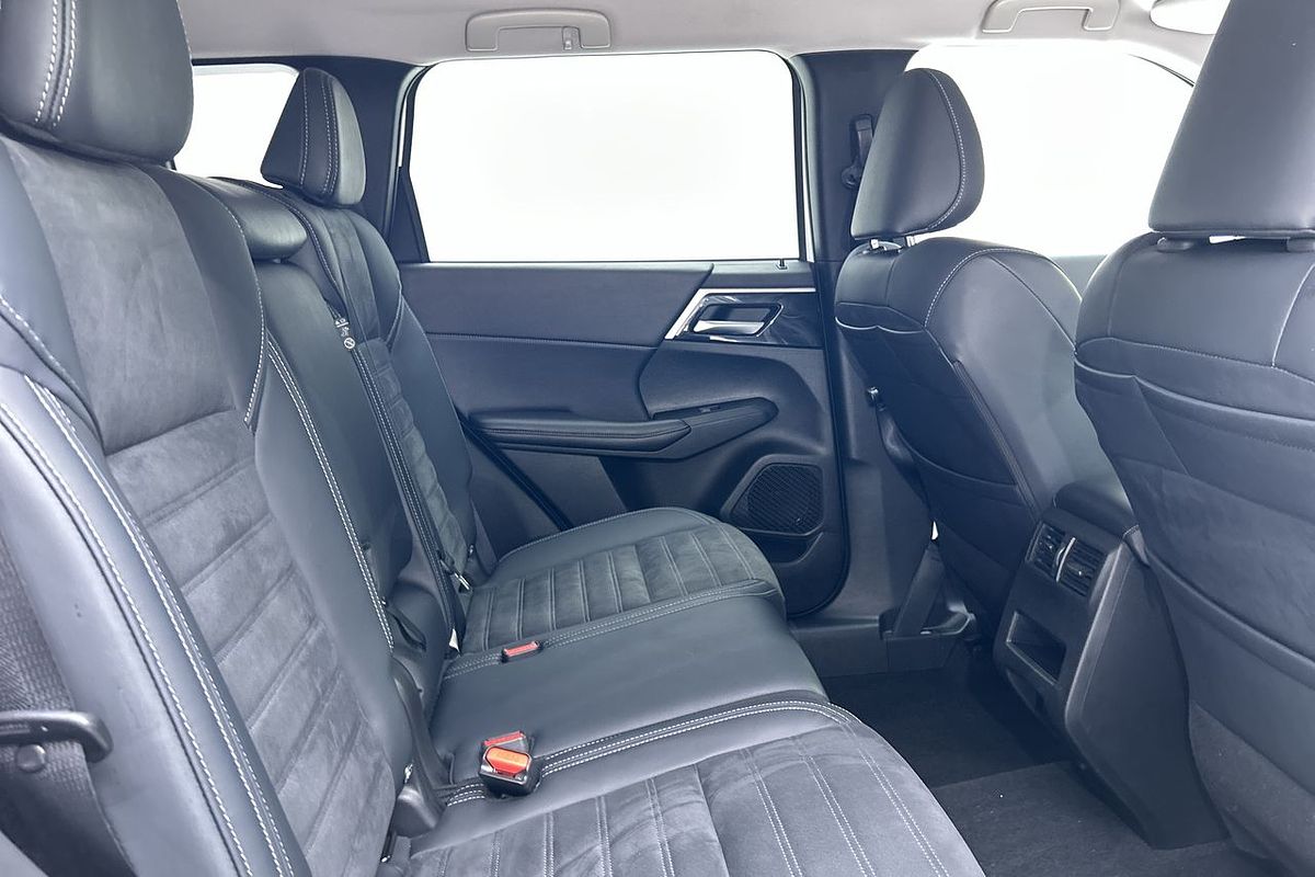2024 Mitsubishi Outlander Aspire ZM