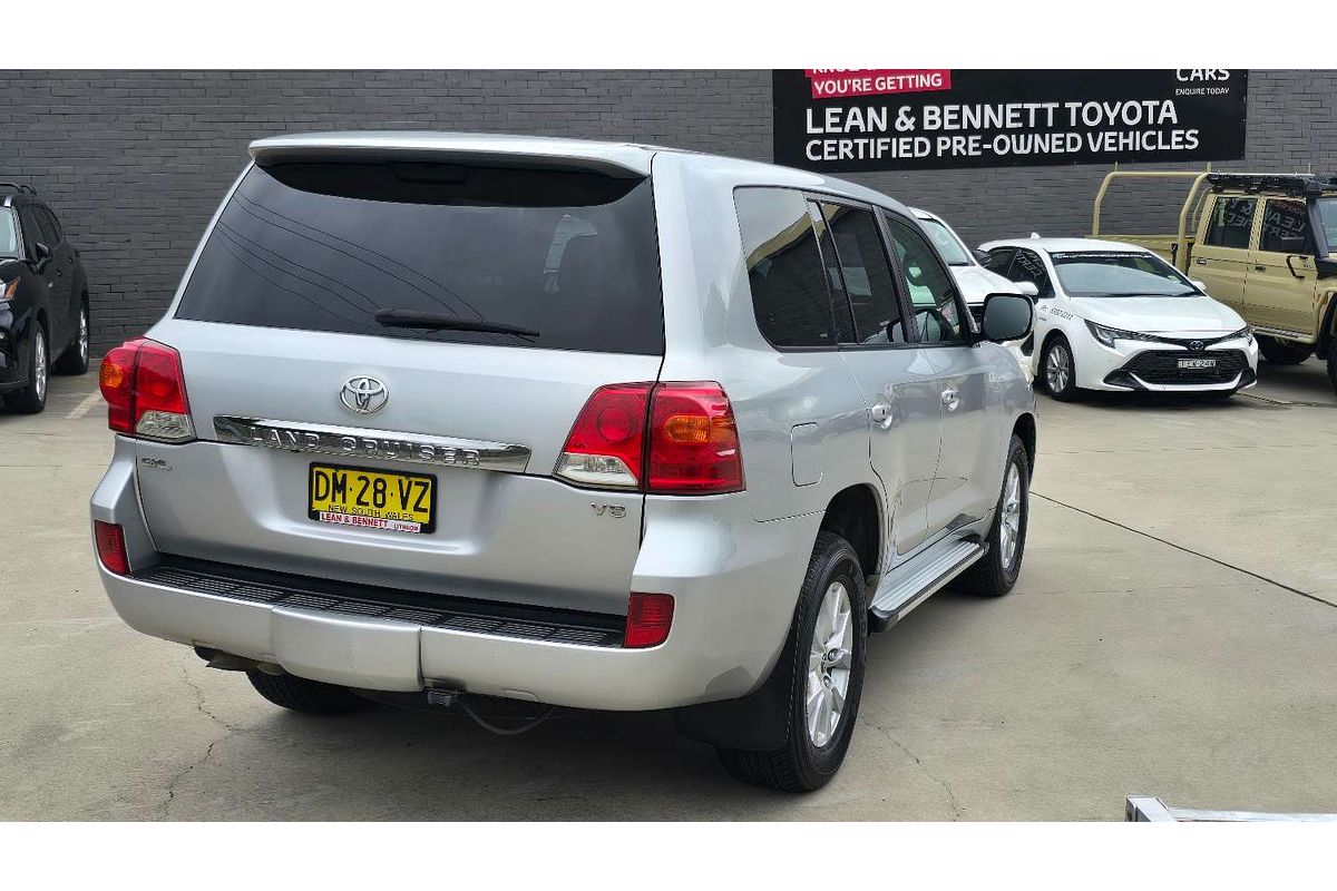 2014 Toyota Landcruiser GXL VDJ200R
