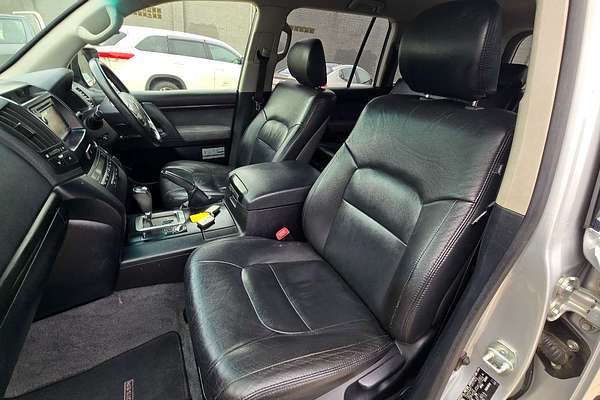 2014 Toyota Landcruiser GXL VDJ200R