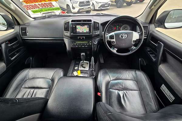 2014 Toyota Landcruiser GXL VDJ200R