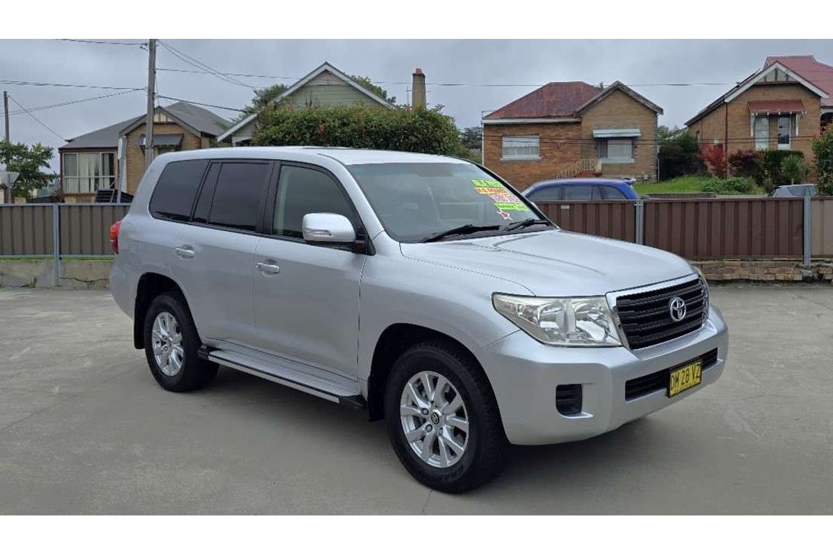2014 Toyota Landcruiser GXL VDJ200R