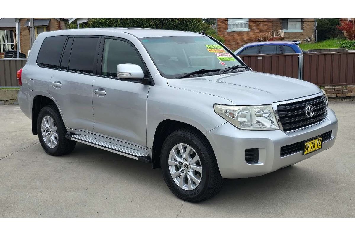 2014 Toyota Landcruiser GXL VDJ200R