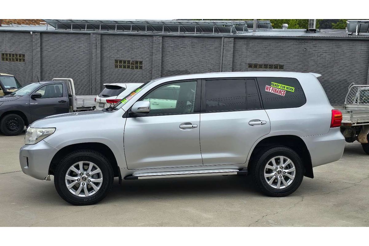 2014 Toyota Landcruiser GXL VDJ200R