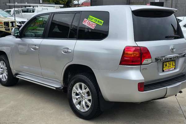 2014 Toyota Landcruiser GXL VDJ200R
