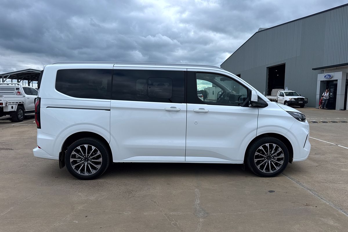 2024 Ford Tourneo Titanium X AV SWB