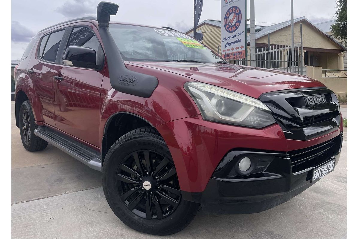 2018 Isuzu MU-X LS-T