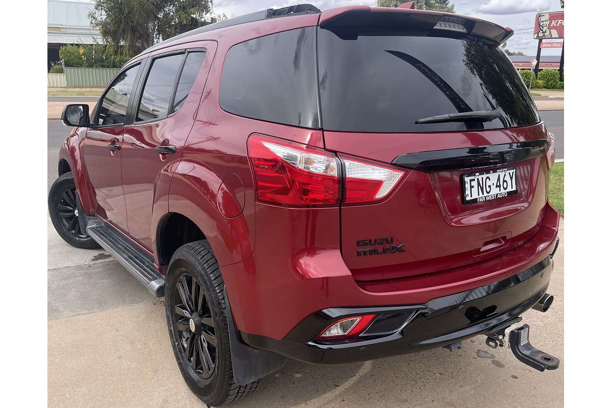 2018 Isuzu MU-X LS-T