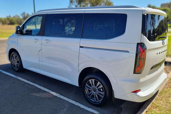 2024 Ford Tourneo Titanium X AV SWB