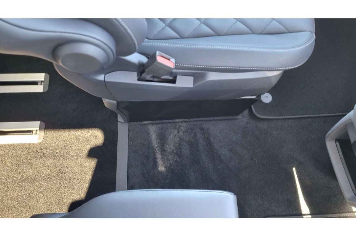 2024 Ford Tourneo Titanium X AV SWB