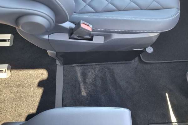 2024 Ford Tourneo Titanium X AV SWB
