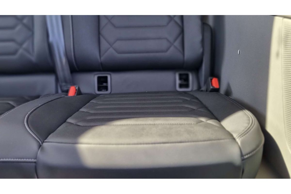 2024 Ford Tourneo Titanium X AV SWB