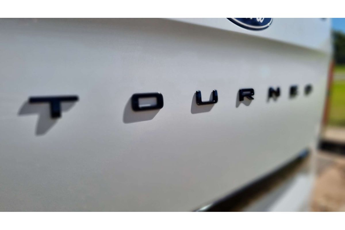 2024 Ford Tourneo Titanium X AV SWB