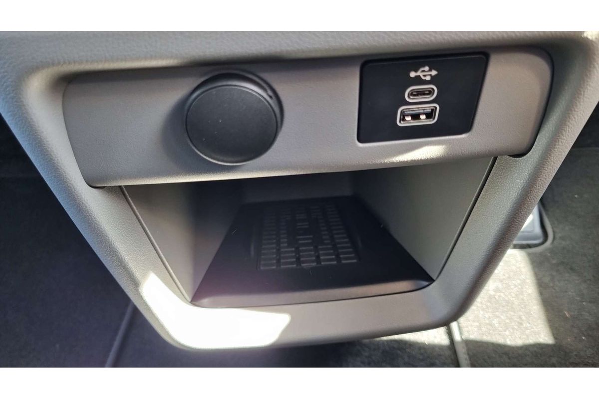 2024 Ford Tourneo Titanium X AV SWB