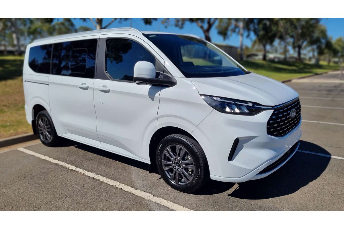 2024 Ford Tourneo Titanium X AV SWB
