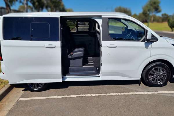 2024 Ford Tourneo Titanium X AV SWB