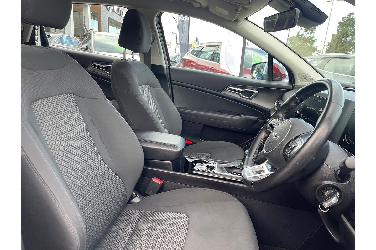 2023 Kia Sportage S NQ5