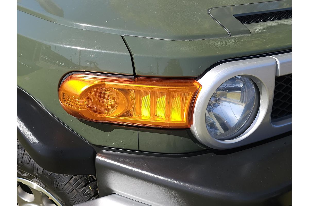 2012 Toyota FJ Cruiser GSJ15R
