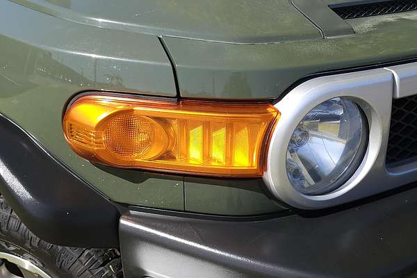 2012 Toyota FJ Cruiser GSJ15R