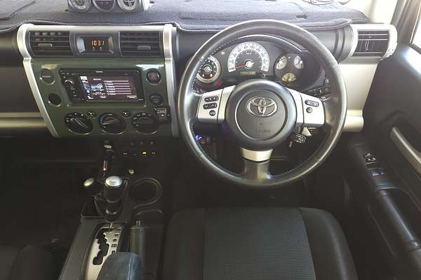 2012 Toyota FJ Cruiser GSJ15R