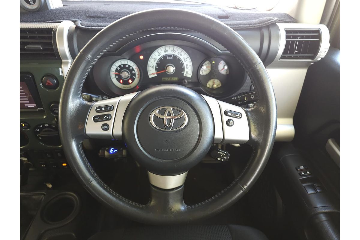 2012 Toyota FJ Cruiser GSJ15R