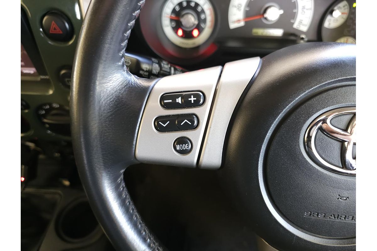 2012 Toyota FJ Cruiser GSJ15R