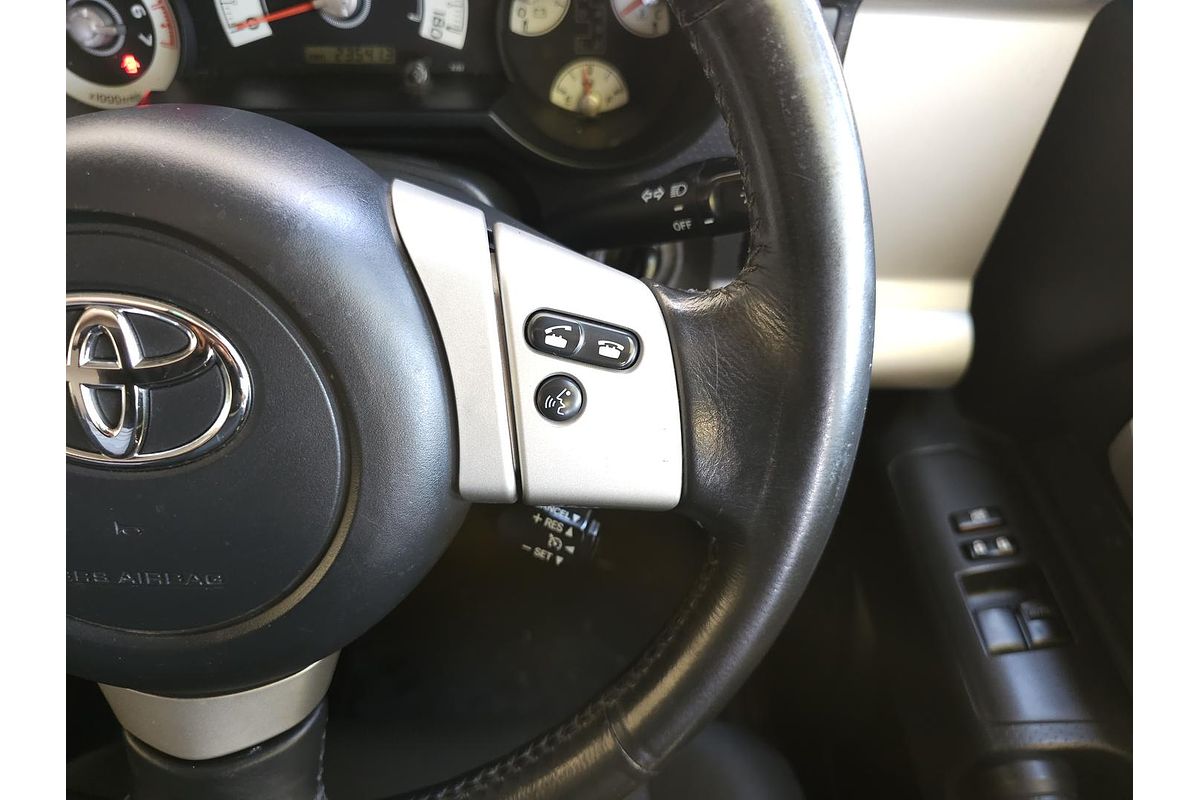 2012 Toyota FJ Cruiser GSJ15R