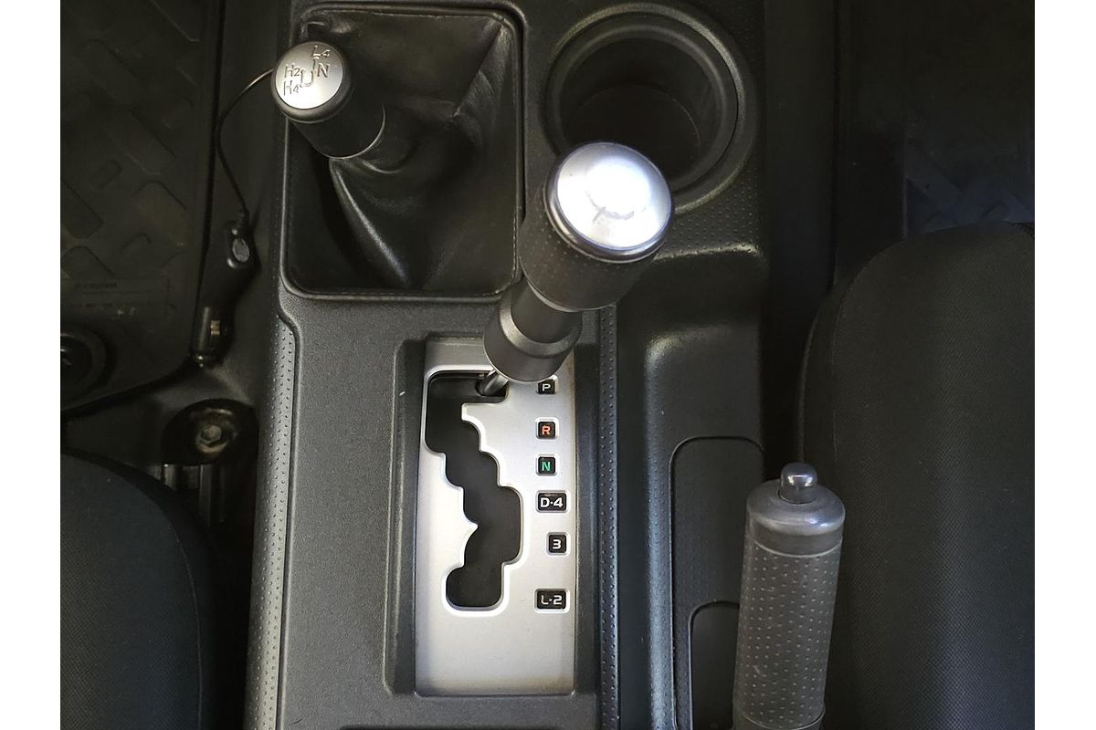 2012 Toyota FJ Cruiser GSJ15R