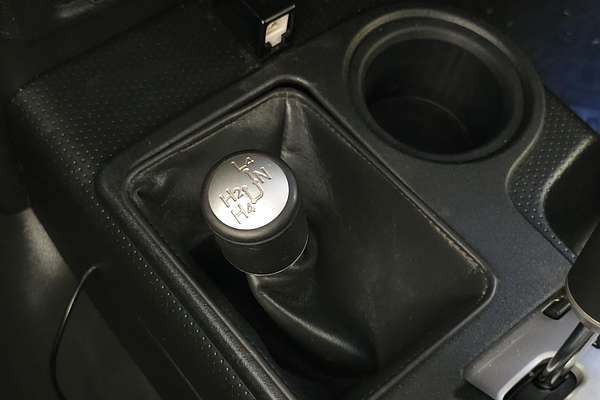 2012 Toyota FJ Cruiser GSJ15R