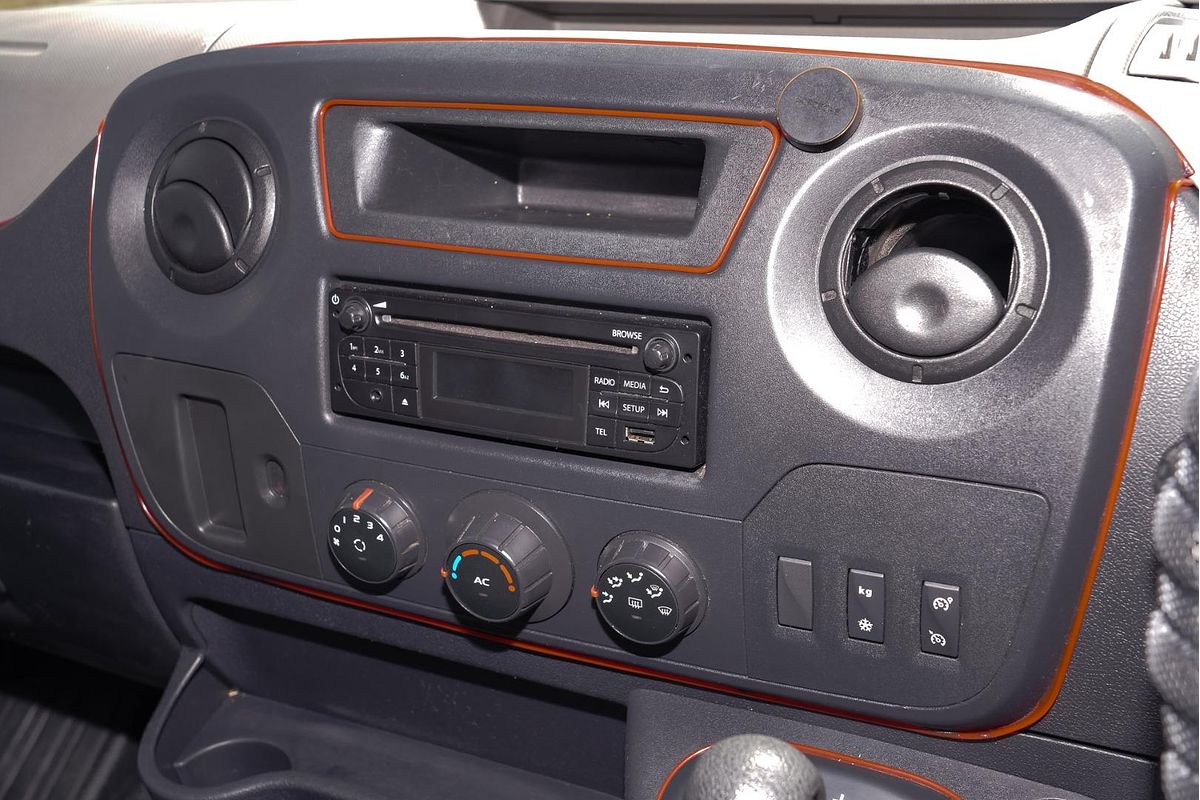 2015 Renault Master X62 SWB