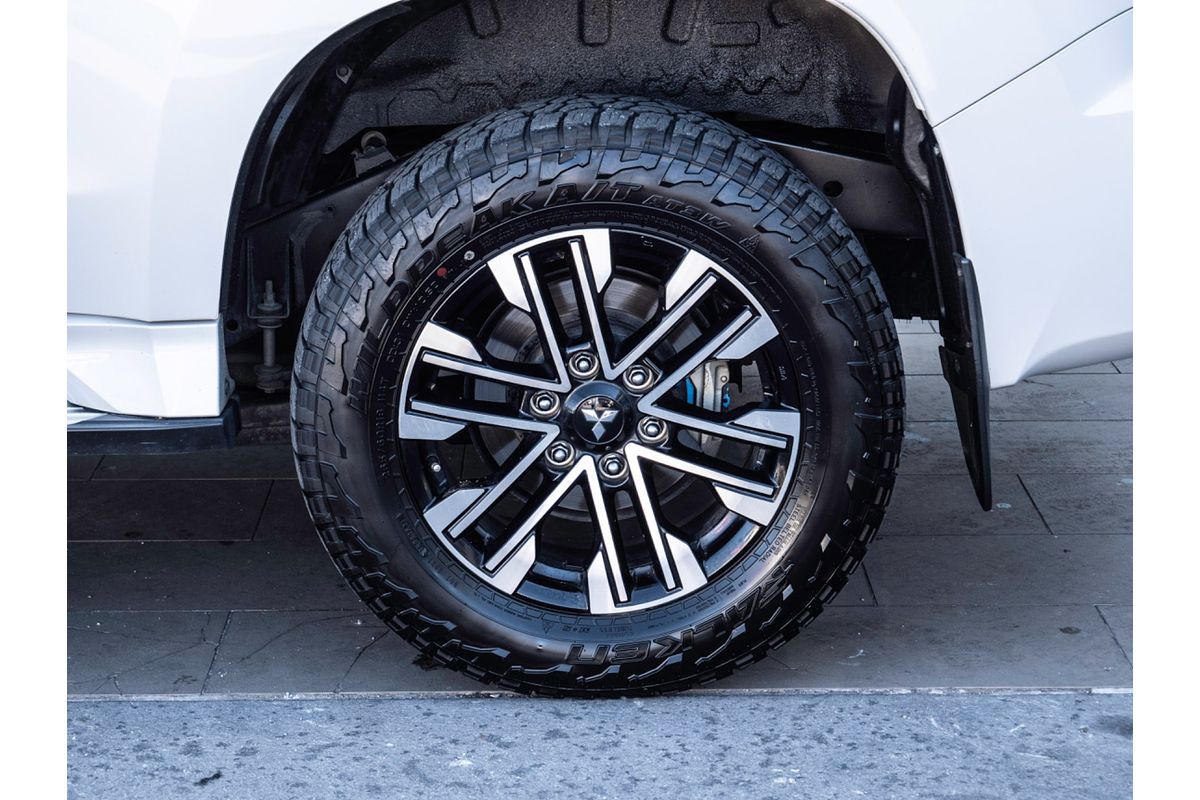 2020 Mitsubishi Pajero Sport Exceed QF