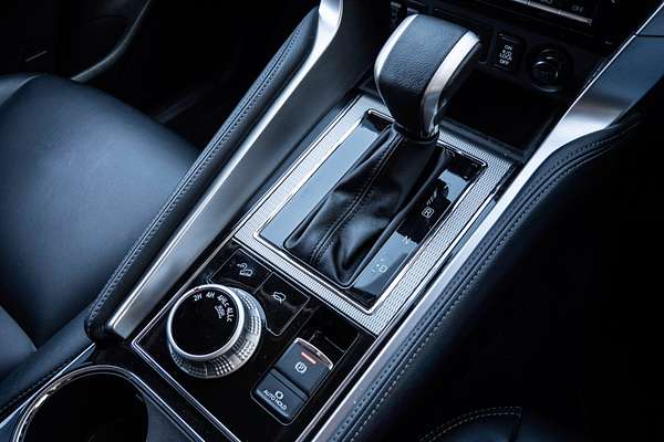 2020 Mitsubishi Pajero Sport Exceed QF