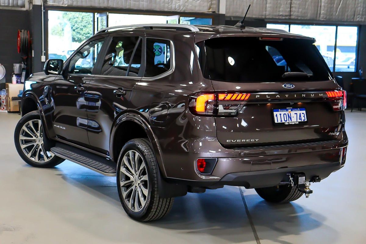 2022 Ford Everest Platinum