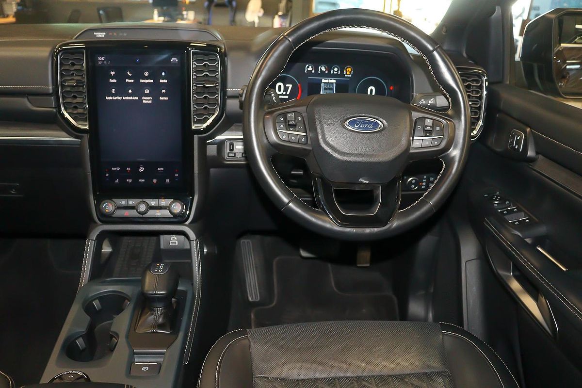2022 Ford Everest Platinum