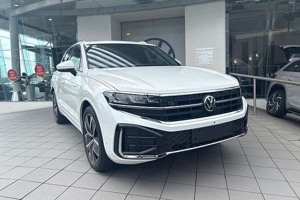 2024 Volkswagen Touareg 210TDI R-Line RC