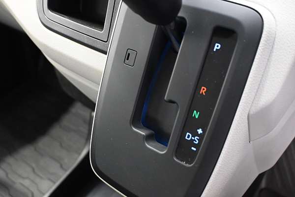 2024 Toyota Hiace GDH300R LWB