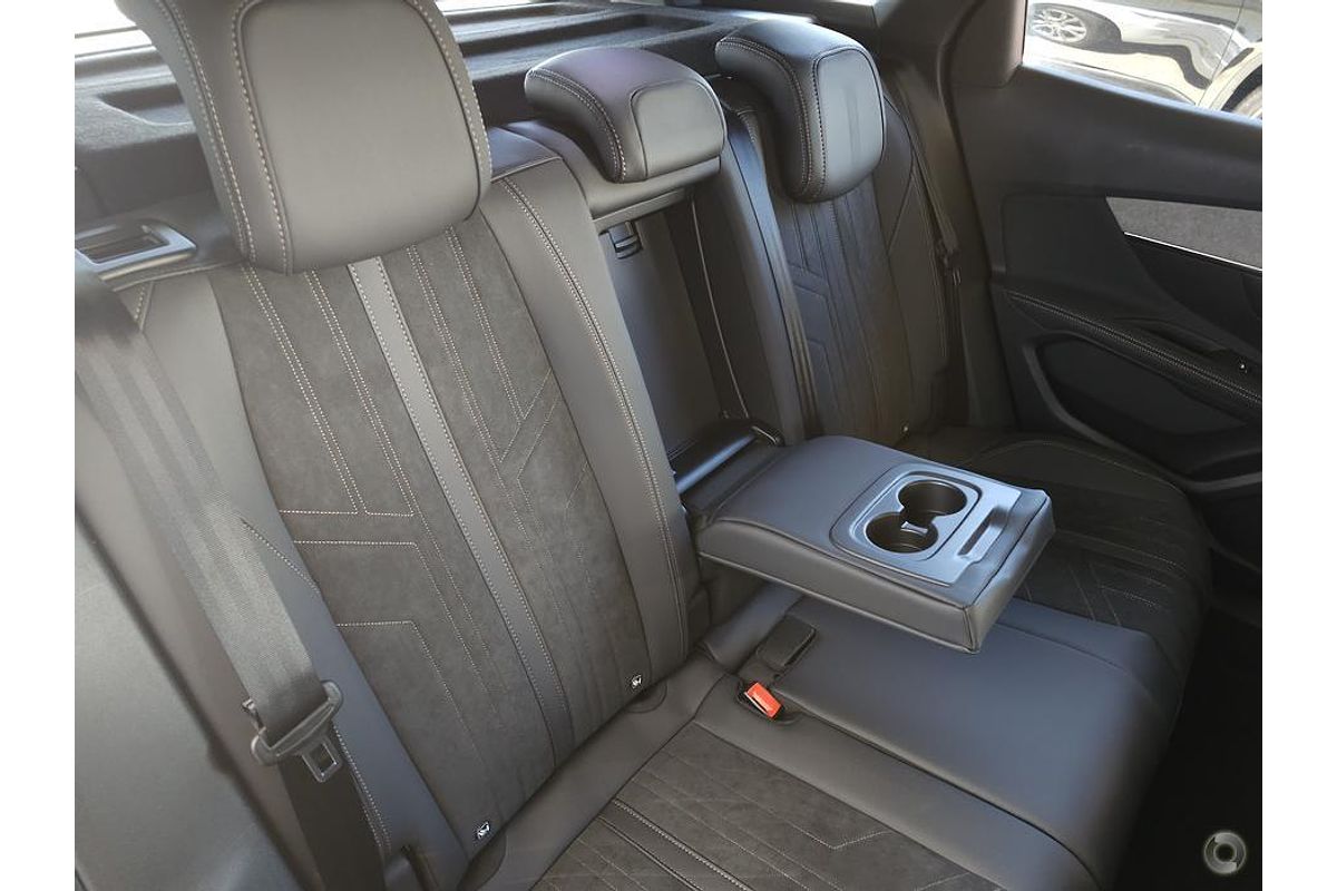 2023 Peugeot 3008 GT Sport P84
