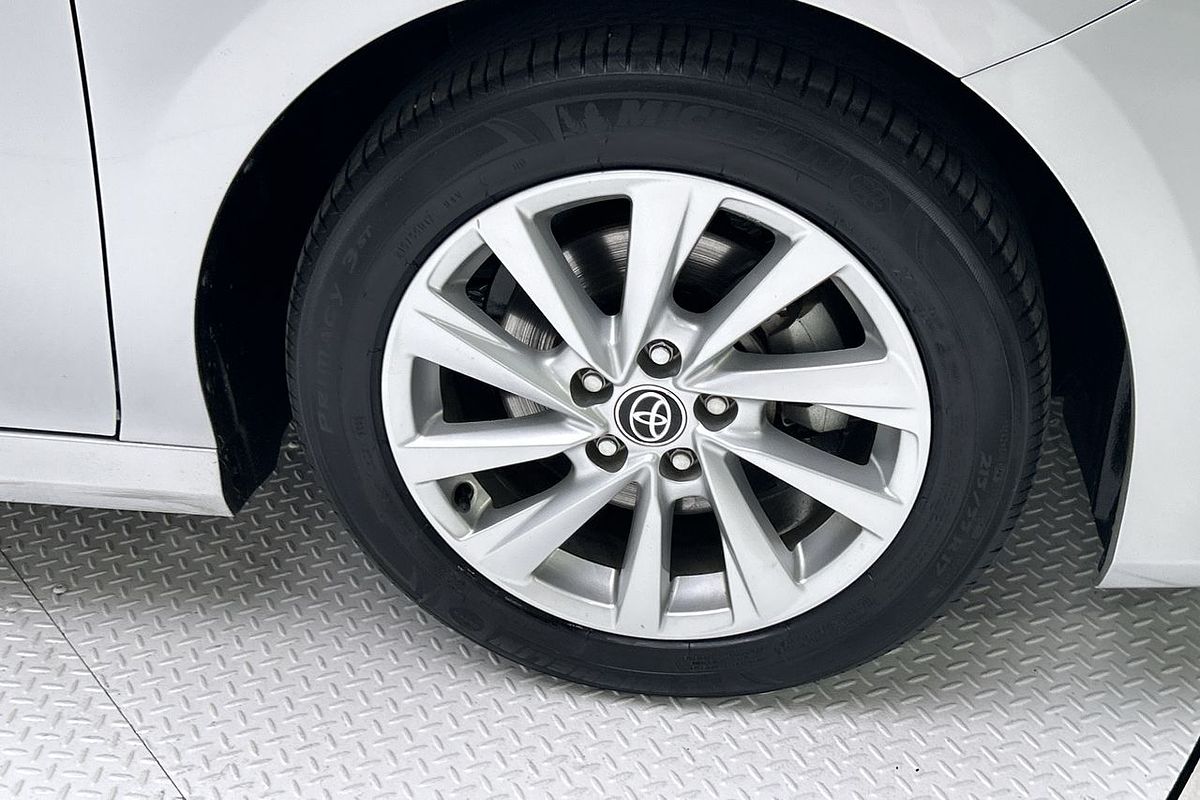 2022 Toyota Camry Ascent AXVH70R