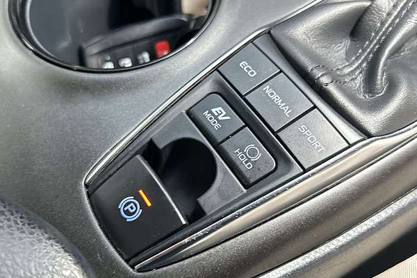 2022 Toyota Camry Ascent AXVH70R