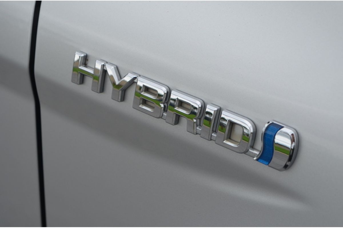 2021 Toyota Camry Ascent Sport AXVH70R
