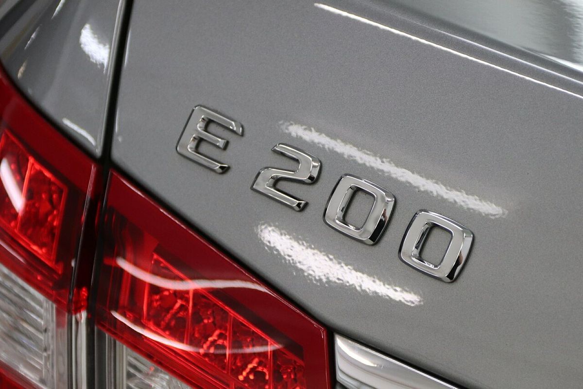 2013 Mercedes-Benz E-Class E200 BlueEFFICIENCY Elegance W212