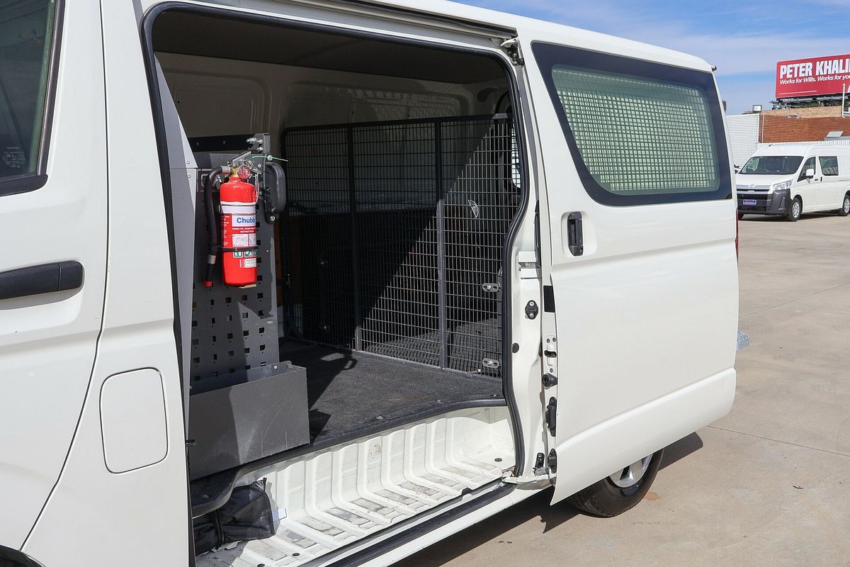 2018 Toyota Hiace KDH201R LWB