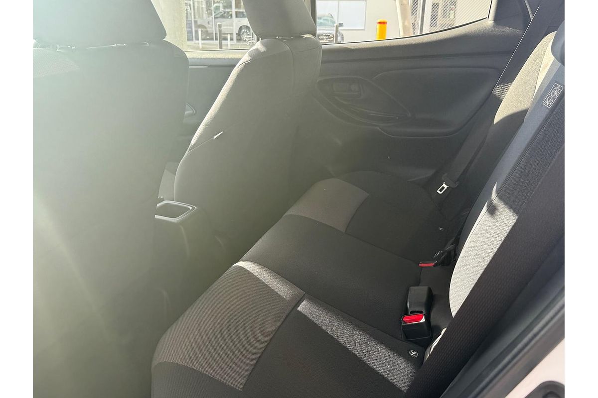 2024 Toyota Yaris Ascent Sport MXPA10R