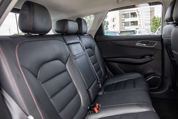 2019 MG HS Vibe SAS23
