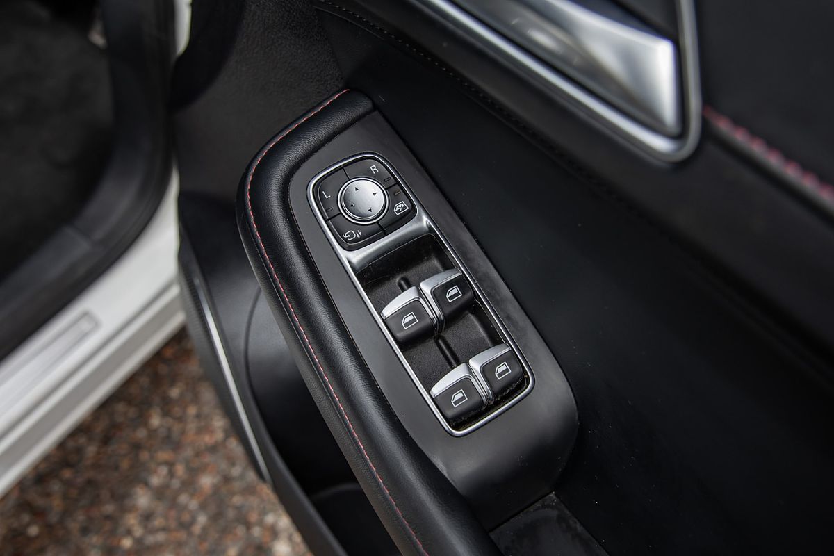 2019 MG HS Vibe SAS23
