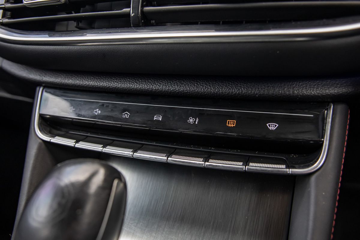2019 MG HS Vibe SAS23