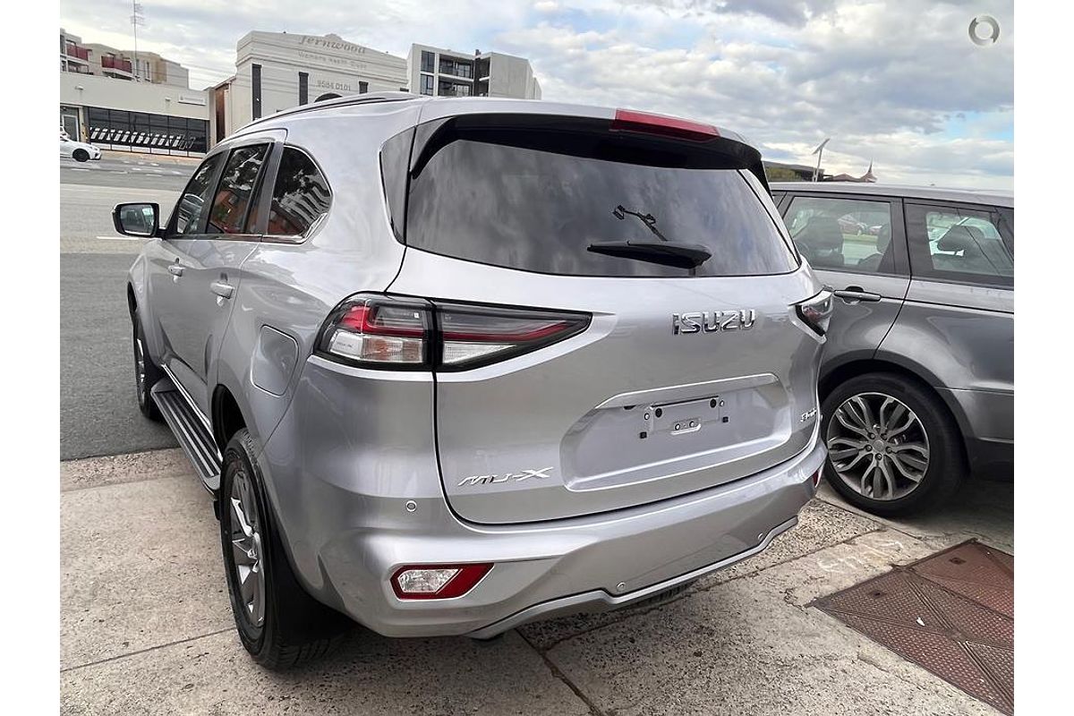2023 Isuzu MU-X LS-U