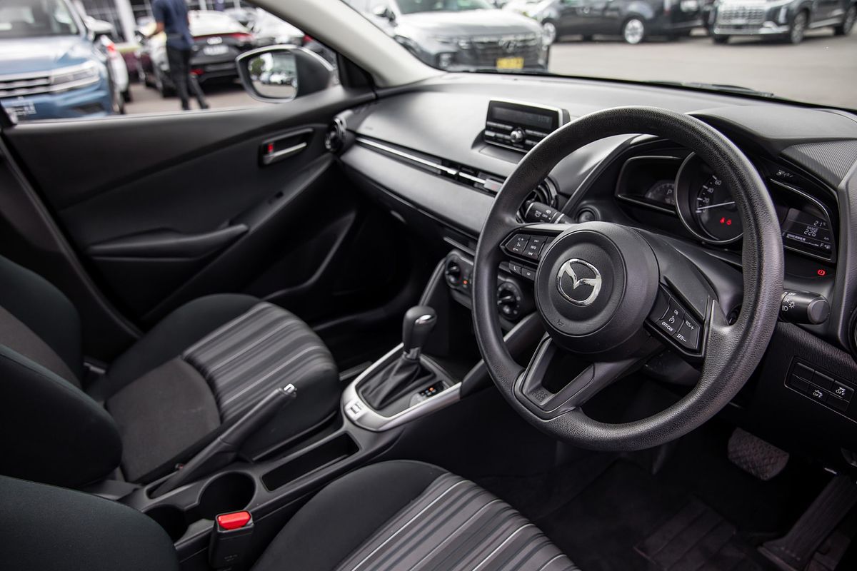 2017 Mazda 2 Neo DJ Series