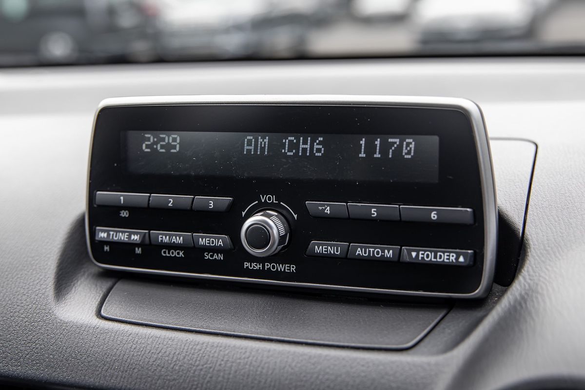 2017 Mazda 2 Neo DJ Series